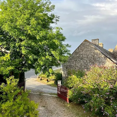 Chez Maurice - Stylish French *